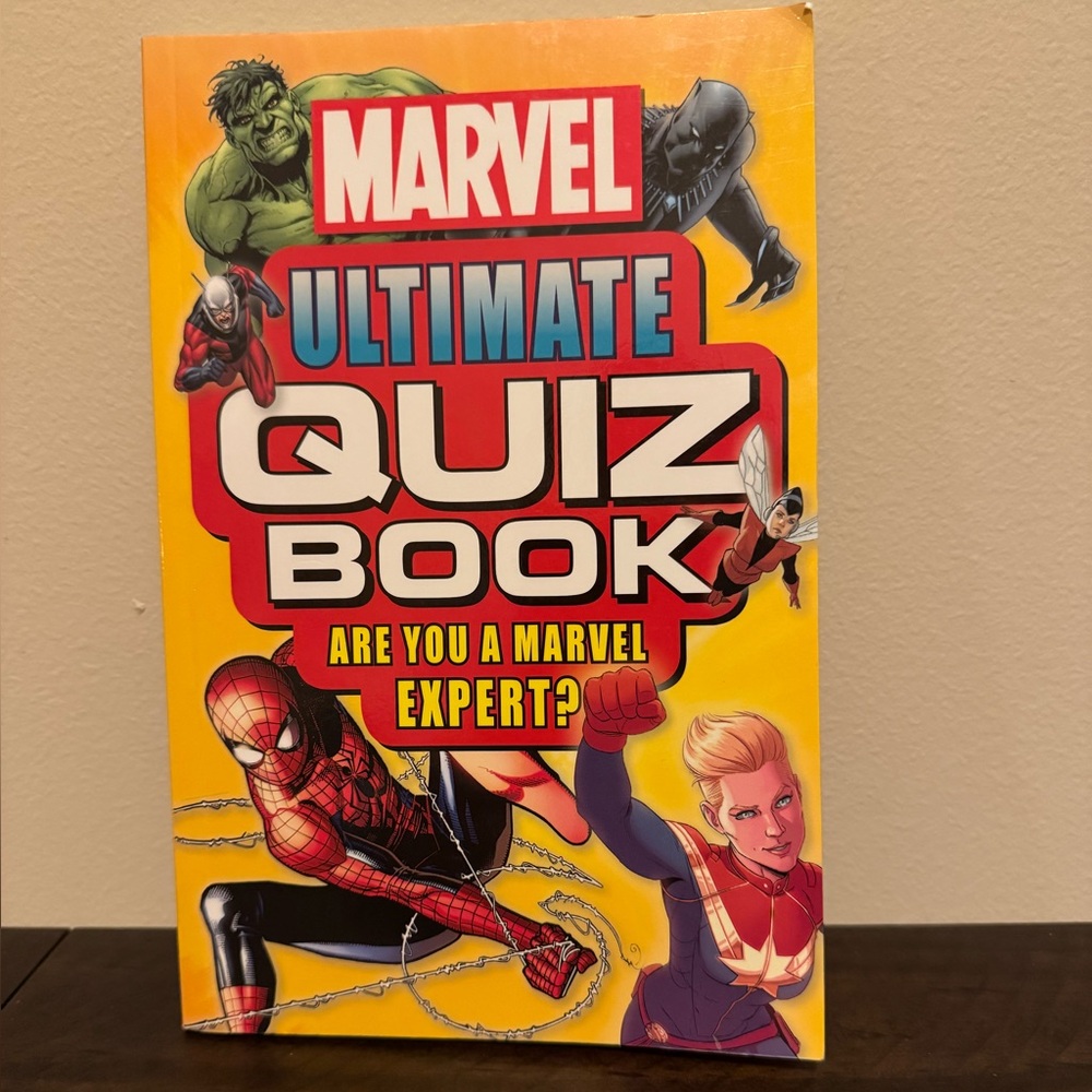 Marvel Superhero Ultimate Quiz Book